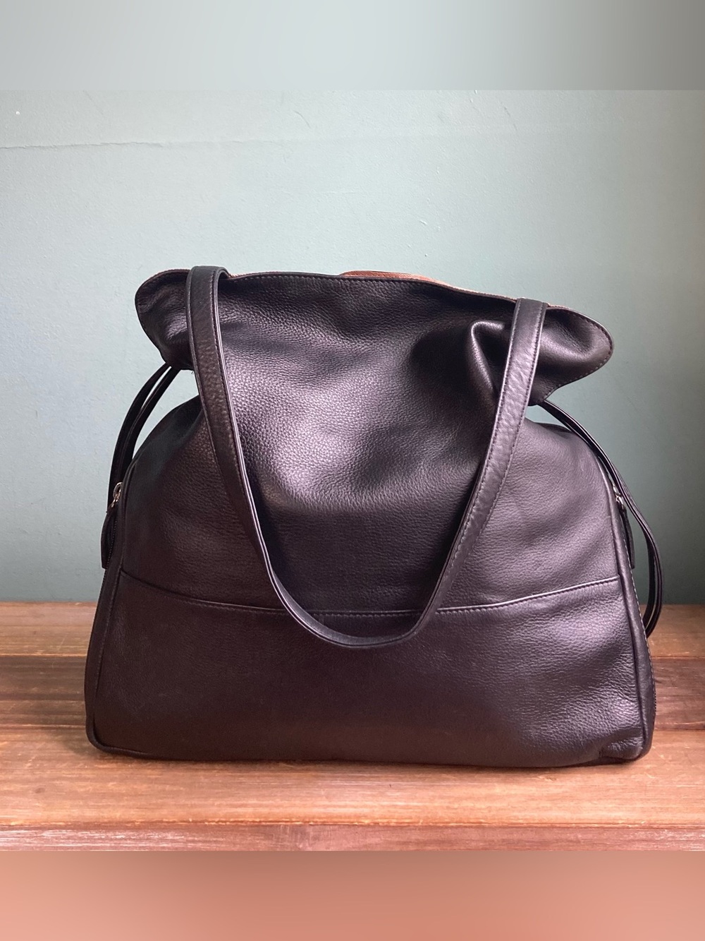 ili New York Slouchy Drawstring Tumbled Leather Tote Bag